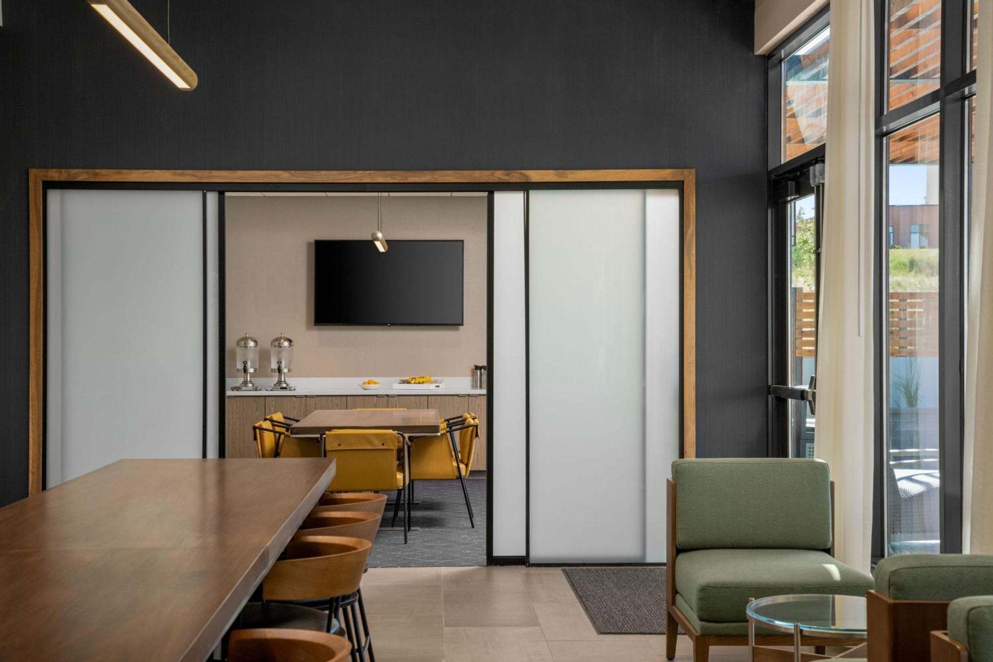 Courtyard By Marriott Pocatello酒店 外观 照片